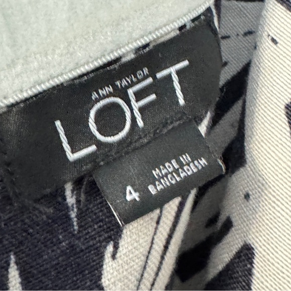 LOFT Strapless Linen Blend Palm Leaf Print Jumpsuit Black Beige Size 4 - Picture 5 of 8